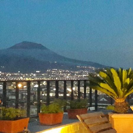 A Wonderful Penthouse In Naples Apartment Exterior photo