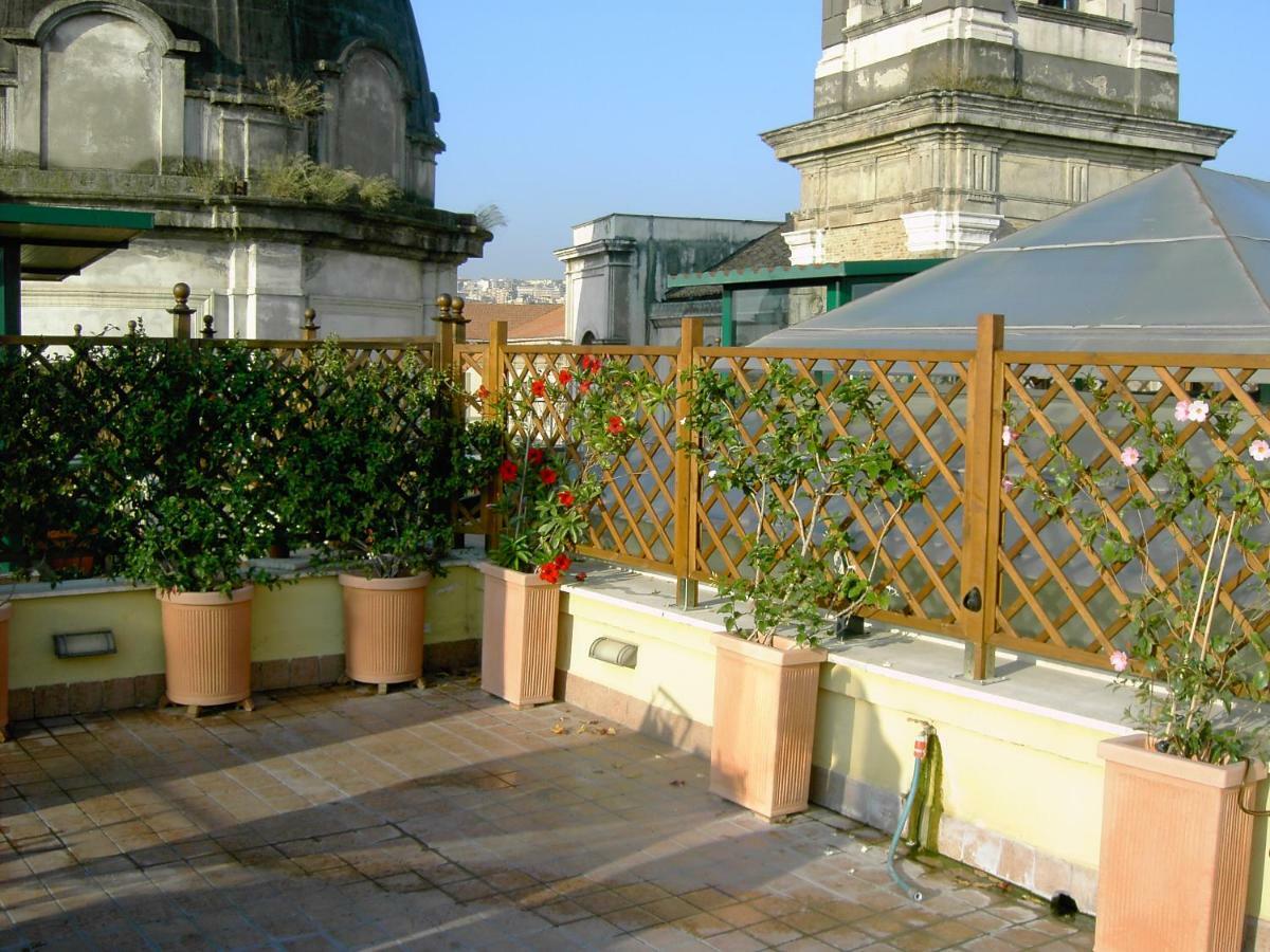 A Wonderful Penthouse In Naples Apartment Exterior photo